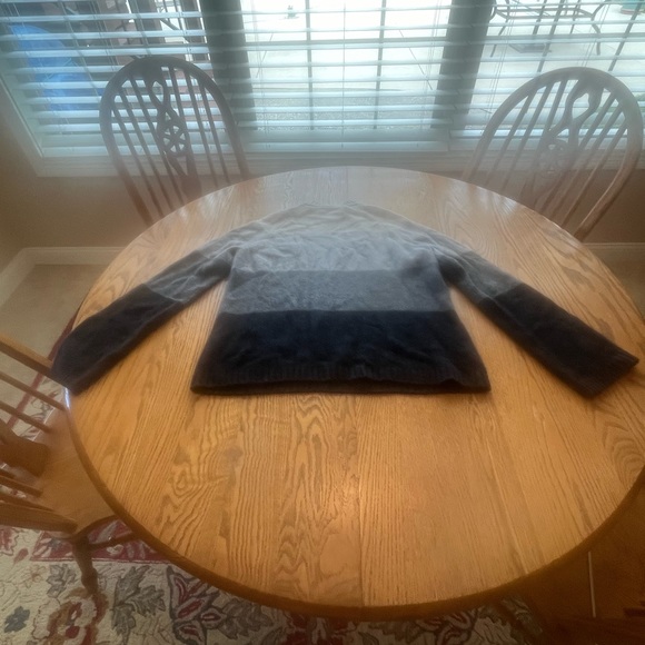 LAST CALL Max Studio 100% 2 Ply Cashmere Gray Color Block Mock Neck Sweater M - Picture 2 of 6